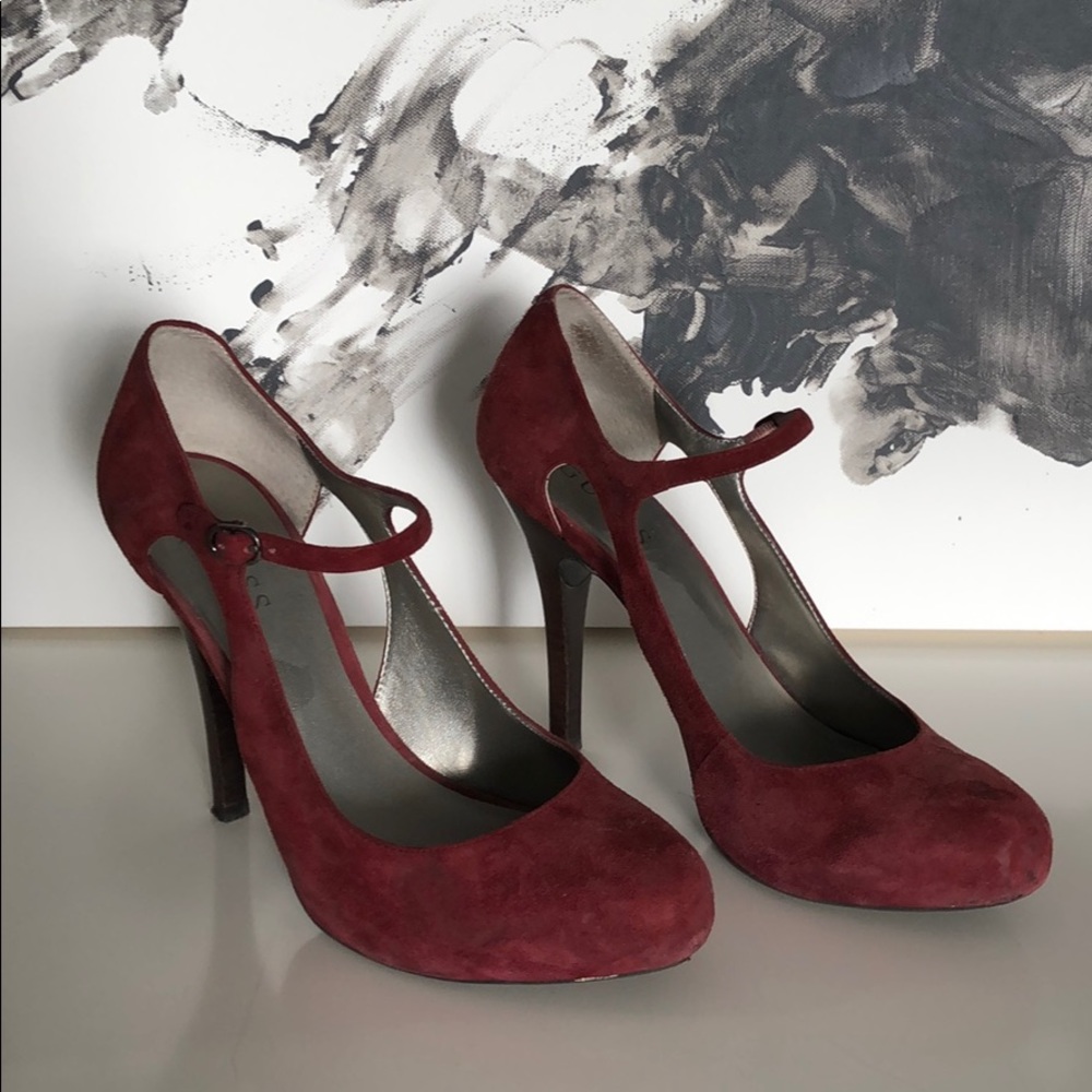 Guess heels in suede